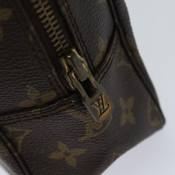 Pre Loved louis vuitton Women Monogram Clutches - Picture 8 of 8